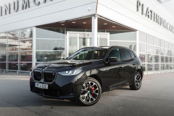 BMW X3 M50 xDrive M Sport Pro 381hk 2025 / Iconic / H&K - 2025
