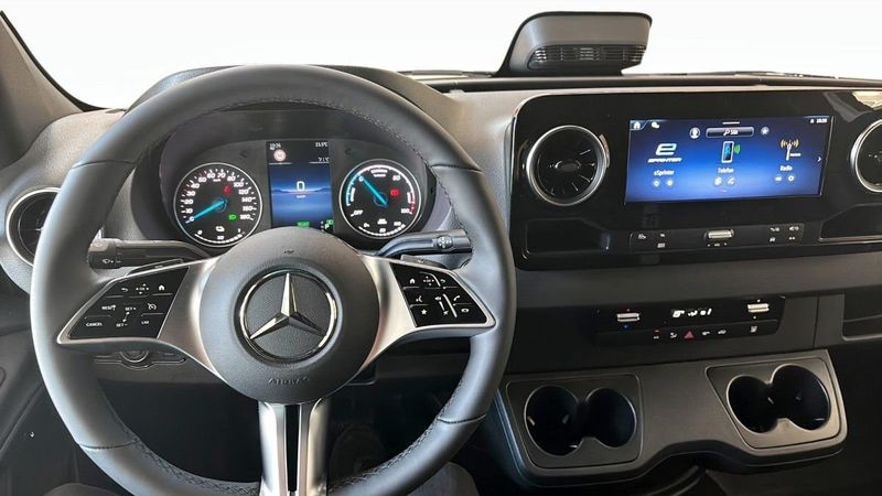 Mercedes Sprinter bild 4