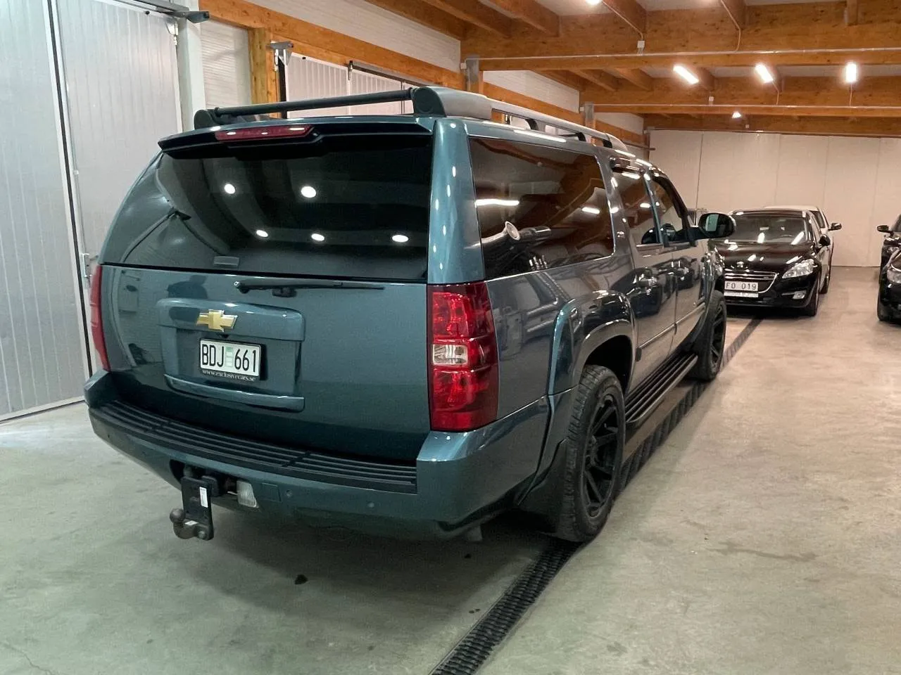 Vehicle image 7