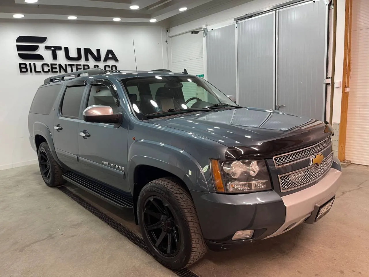 Vehicle image 9