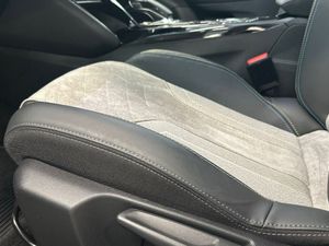 Peugeot e-2008 bild 6