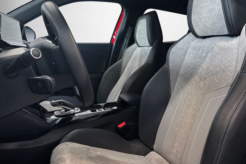 Peugeot e-2008 bild 5