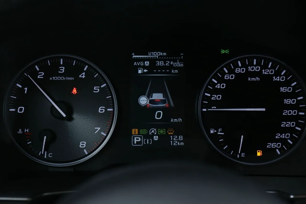 Vehicle image 21