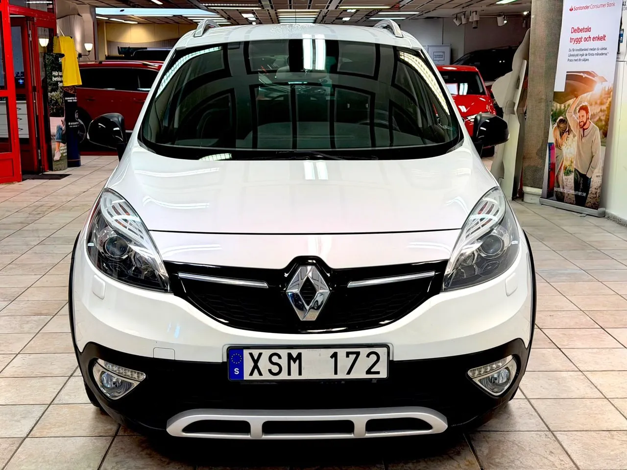 Vehicle image 7