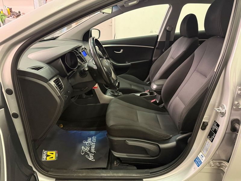Hyundai i30 bild 7