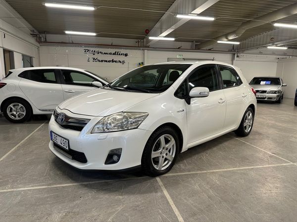 Toyota Auris Hybrid e-CVT HSD Plus Nybesiktigad Lågskatt - 2010