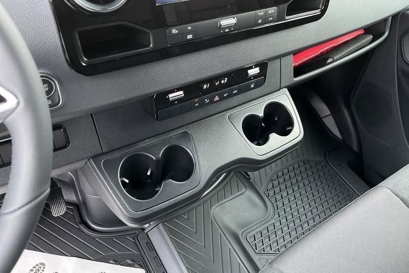 Mercedes e-Sprinter bild 12