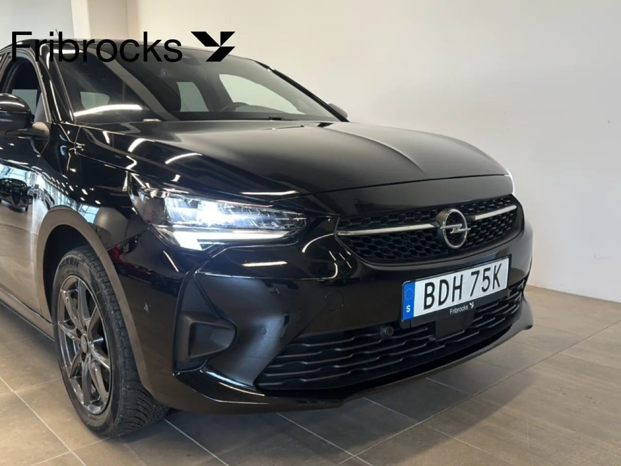 Vehicle image 20