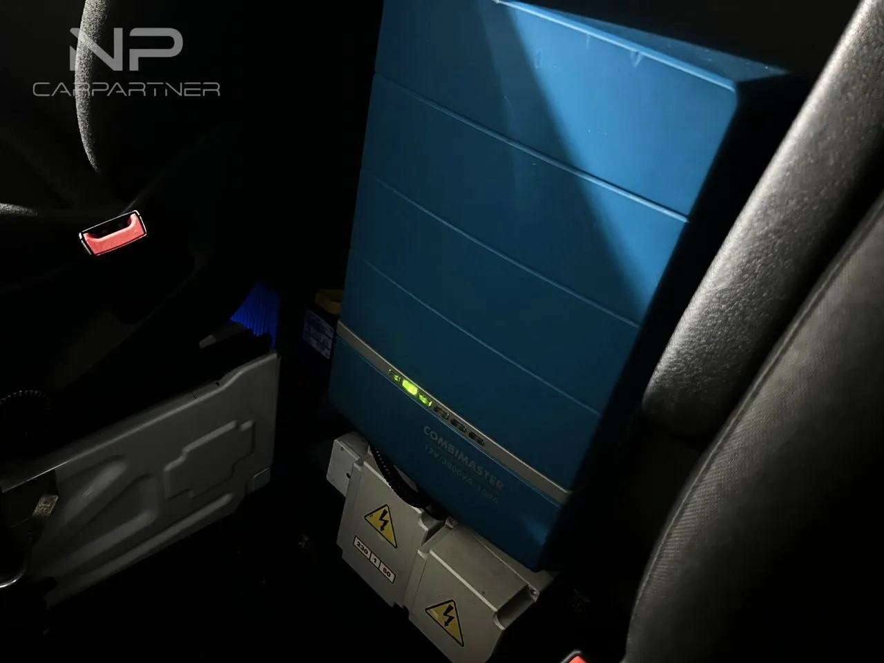 Vehicle image 24