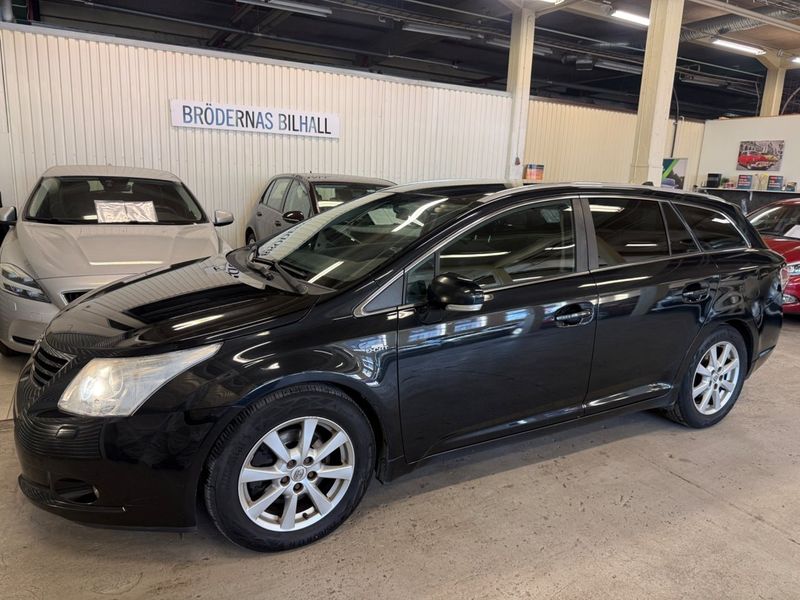 Toyota Avensis bild 3