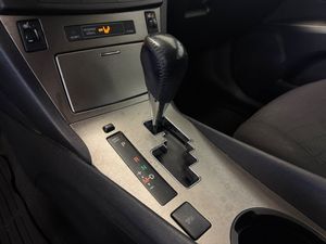 Toyota Avensis bild 7