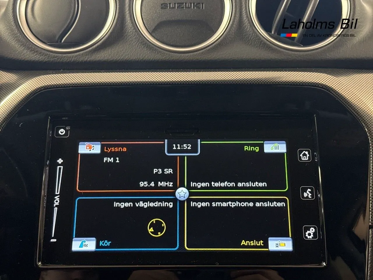 Vehicle image 15