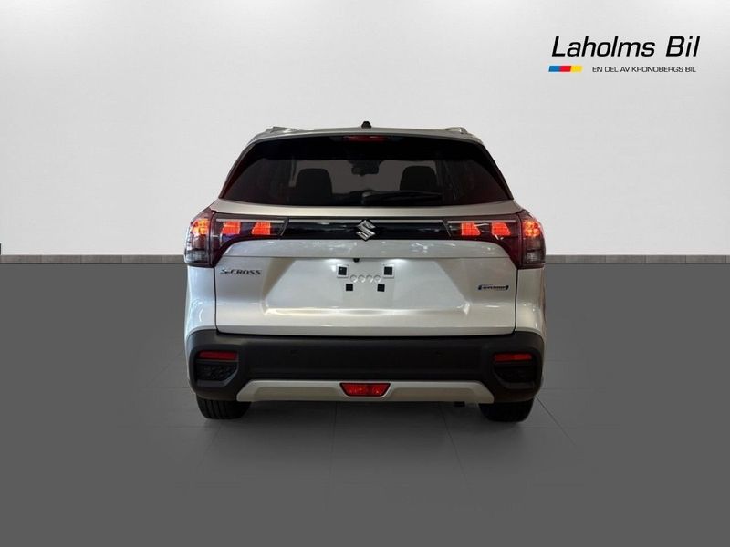 Suzuki S-CROSS bild 6