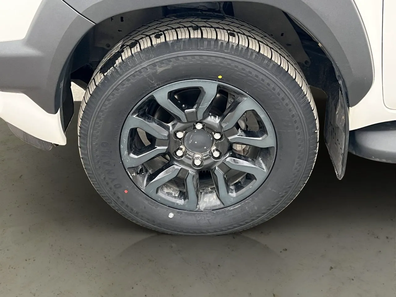 Vehicle image 28