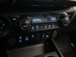 Toyota Hilux bild 19