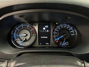 Toyota Hilux bild 16