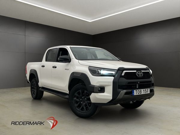 Toyota Hilux Invincible 2.8 4WD Drag Kamera Diff Skinn MOMS - 2024