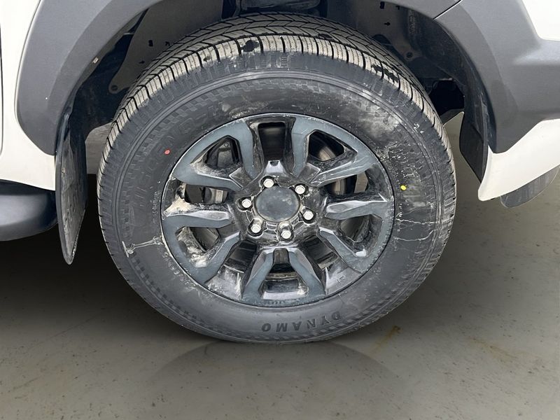 Toyota Hilux bild 32
