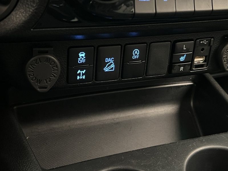 Toyota Hilux bild 21