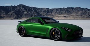 Mercedes AMG GT bild 2