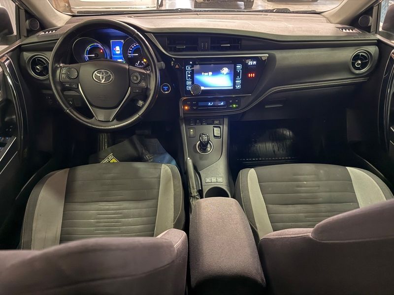 Toyota Auris bild 8