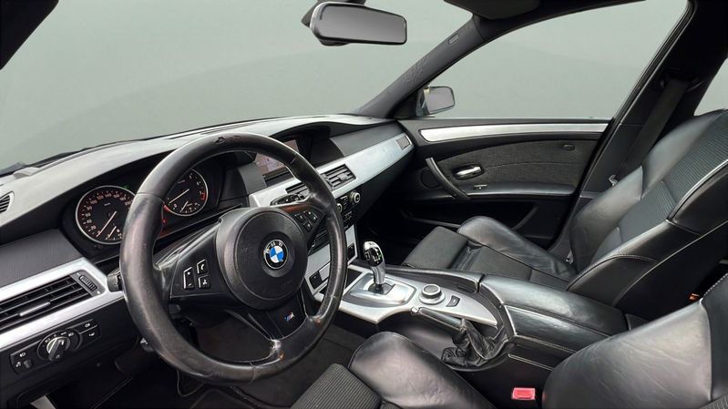 BMW 530 bild 9