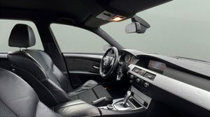 BMW 530 bild 11