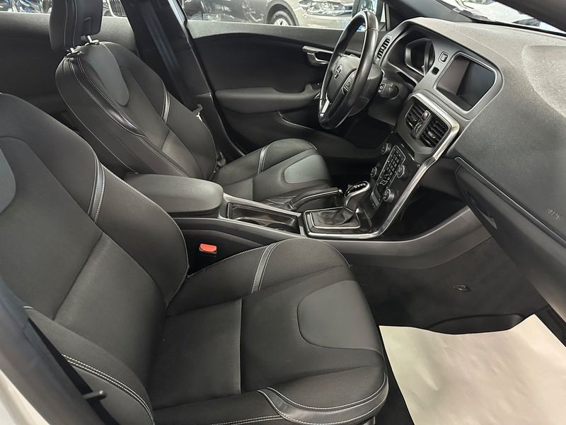 Volvo V40 bild 9