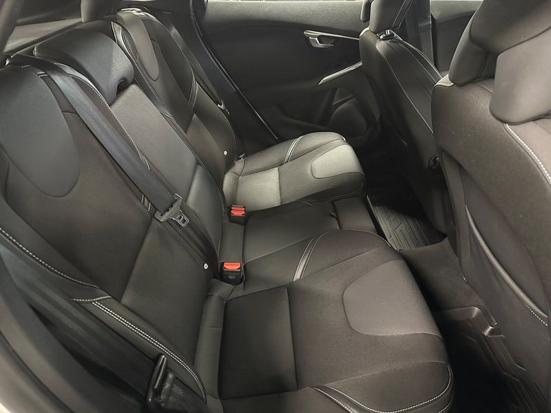Volvo V40 bild 7