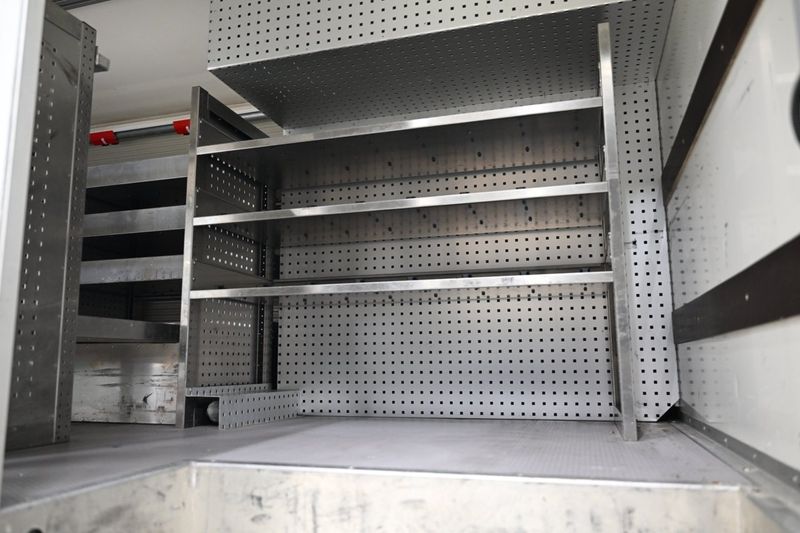 Mercedes Sprinter bild 16