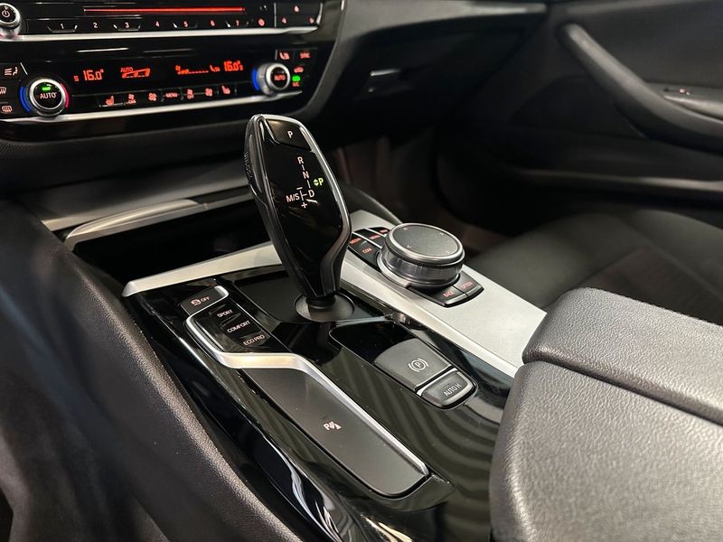 BMW 520 bild 12