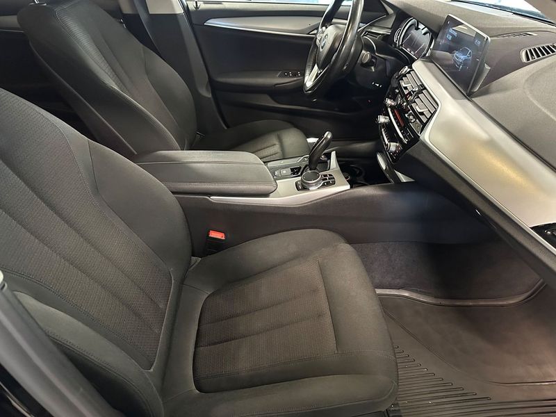 BMW 520 bild 8