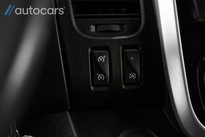 Opel Vivaro bild 24