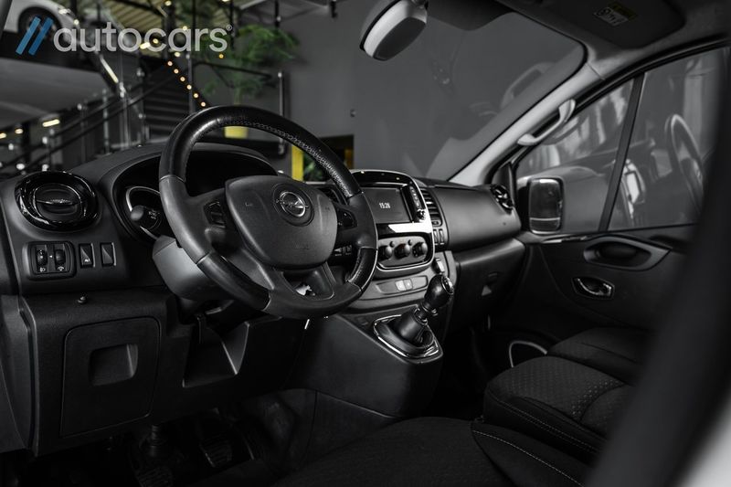 Opel Vivaro bild 19