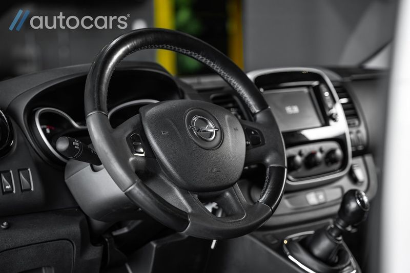Opel Vivaro bild 20