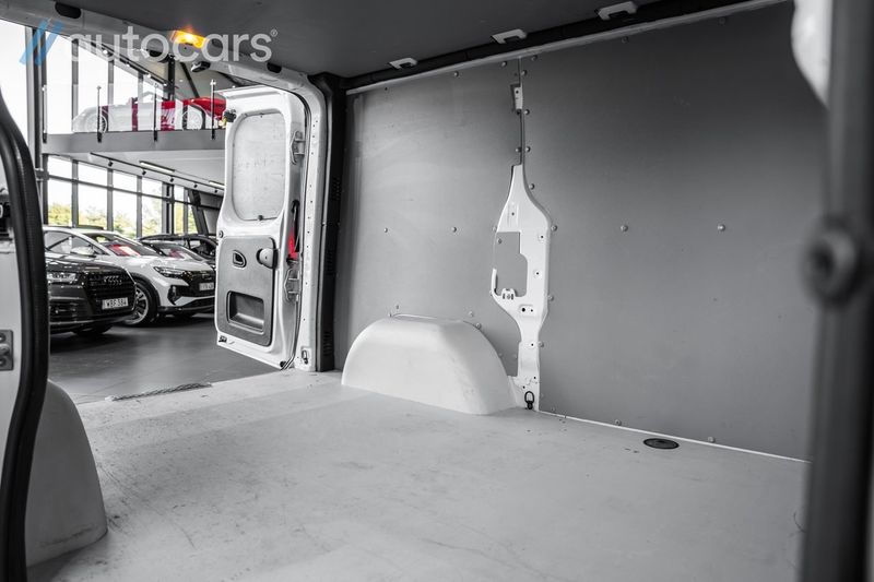 Opel Vivaro bild 17