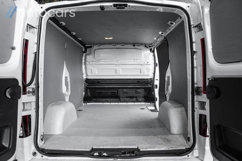 Opel Vivaro bild 16