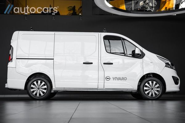 Opel Vivaro 1.6 CDTI Premium|Leasbar|Värmare|Drag |Navi|Kamera - 2019