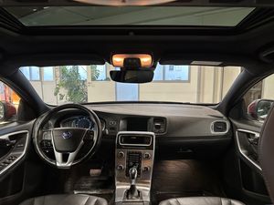 Volvo V60 bild 8