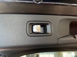 Mercedes GLC300 bild 11