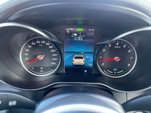 Mercedes GLC300 bild 36