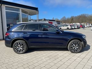 Mercedes GLC300 bild 4