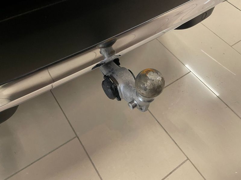Mercedes GLC300 bild 13