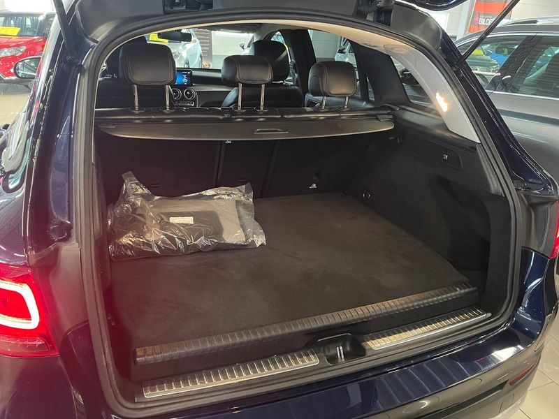 Mercedes GLC300 bild 10