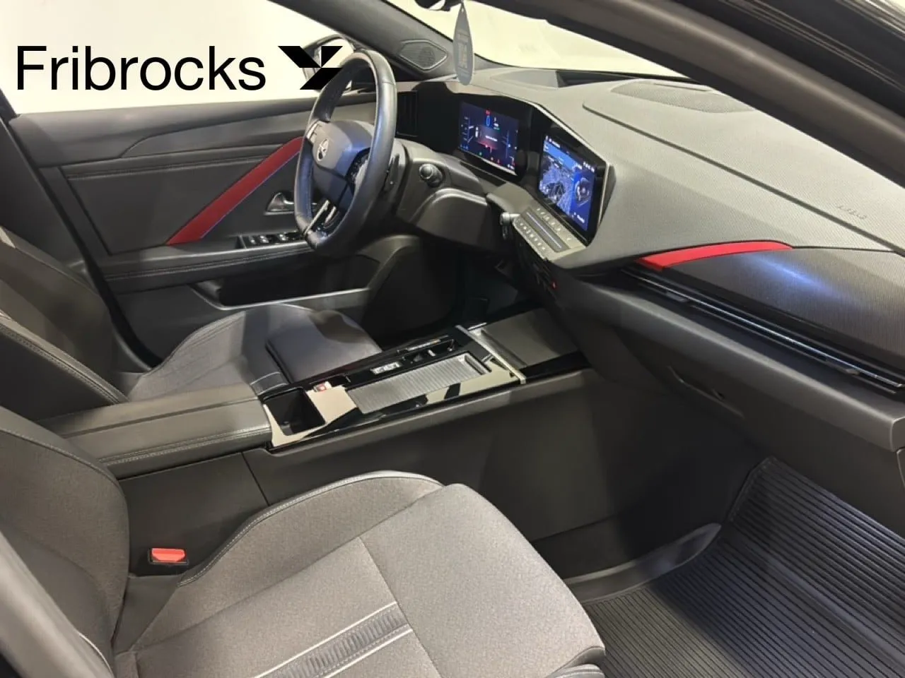 Vehicle image 25