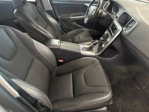 Volvo V60 bild 8