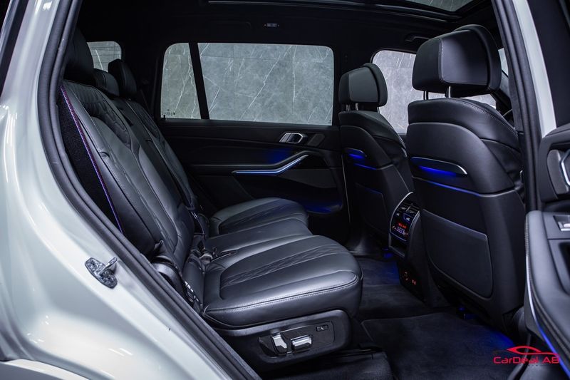 BMW X7 bild 17