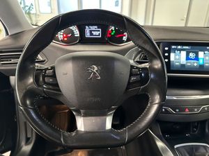 Peugeot 308 bild 11