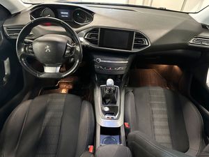 Peugeot 308 bild 7