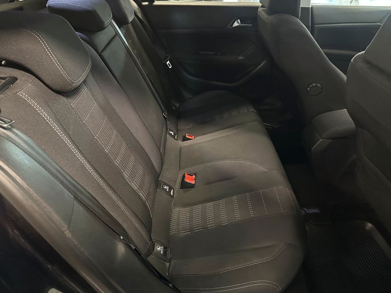 Peugeot 308 bild 6